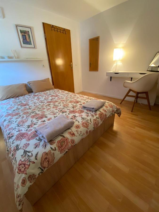 Viva 2 Rovinj Apartment Exterior foto